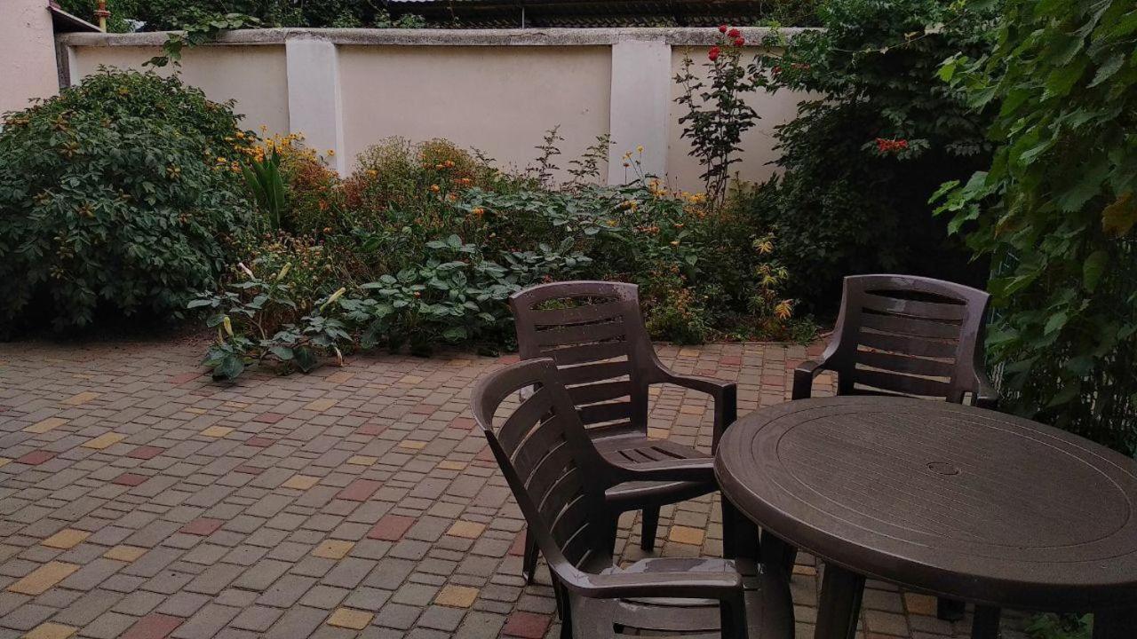 Domik U Morya Hotel Odessa Ngoại thất bức ảnh